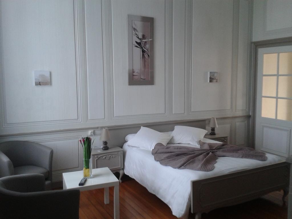 Le Chateau De Buchy Buchy  객실 사진